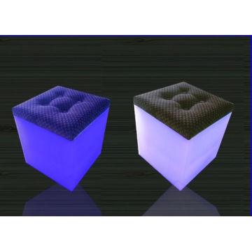 Cubo de LED con cojín (B005)